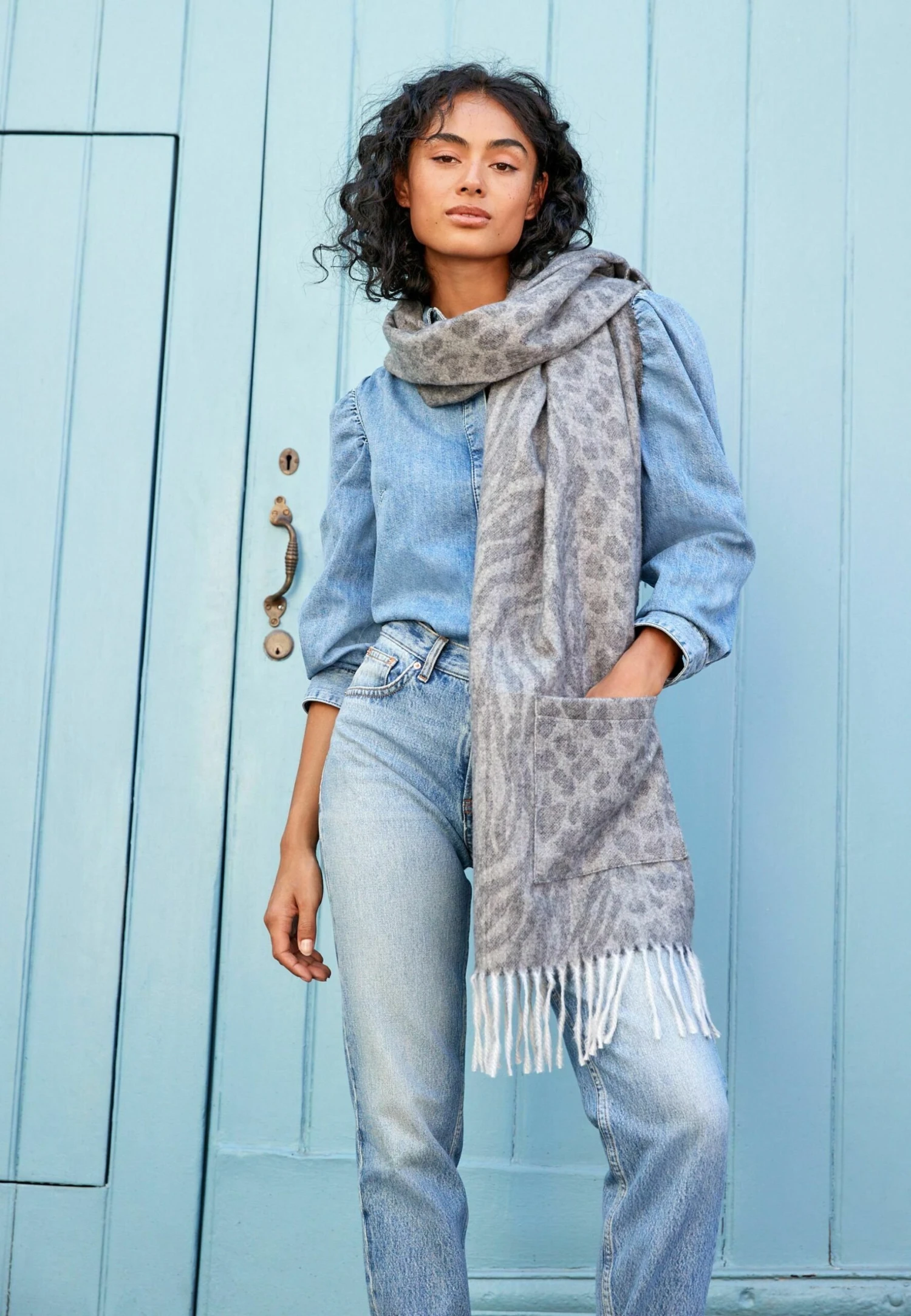 Next Animal Pattern Midweight- Sjaal - Grey 3 Next Animal Pattern Midweight- Sjaal - Grey