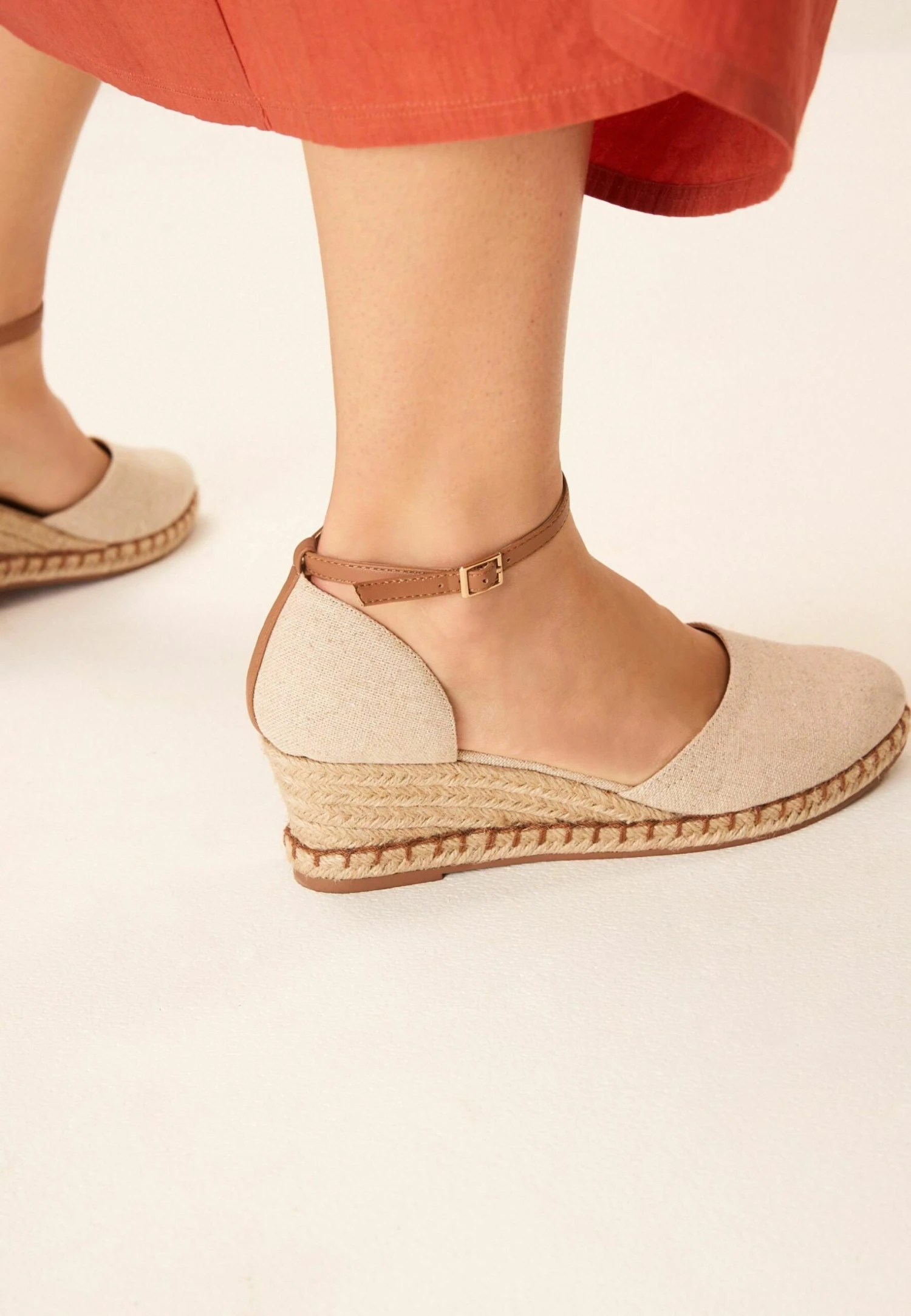 Next Comfort® ClosedStandard - Sleehakken - Neutral 4 Next Comfort® ClosedStandard - Sleehakken - Neutral - Afbeelding 2