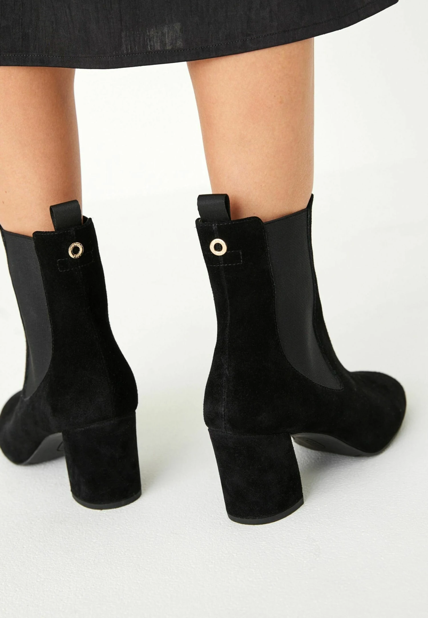 Next Forever Comfort Motion Flex - Enkellaarsjes Met Hoge Hak - Black Suede 5 Next Forever Comfort Motion Flex - Enkellaarsjes Met Hoge Hak - Black Suede - Afbeelding 3