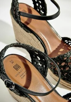 Next Signature Macramé Standard - Plateaupumps - Black 12 Next Signature Macramé Standard - Plateaupumps - Black -Next 25c469b4d5064f479f548d7a94a29dc4