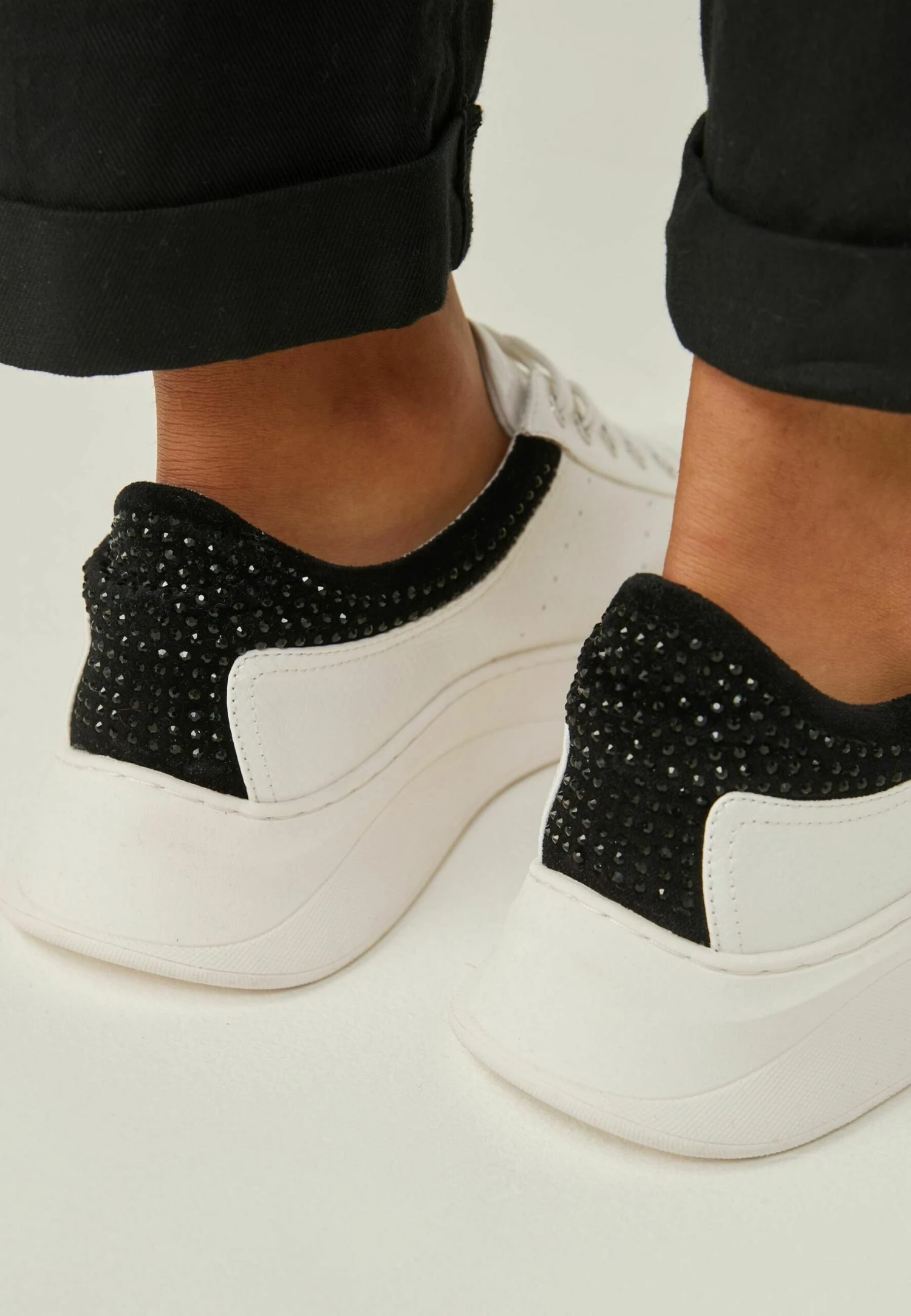 Next Forever Comfort- Sneakers Laag - White Black 4 Next Forever Comfort- Sneakers Laag - White Black - Afbeelding 2