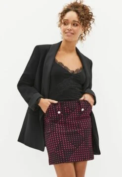 Next Standard - A-Lijn Rok - Berry Red Print