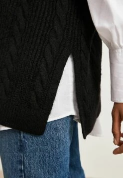 Next V-Neck Tank Standard - Trui - Black