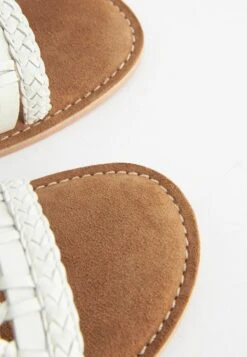 Next Forever Comfort Flat Standard - Sandalen - White -Next 3078aadb4b3847b7b19c027ff29931bd