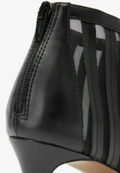 Next Korte Laarzen - Black -Next 342d26b6b3ff4c9a9f76f99fd2825aa6