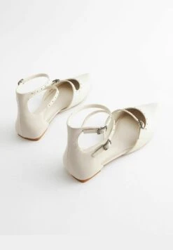 Next Forever Comfort Point Toe Studded Strap Flat Standard - Ballerina'S Met Enkelbandjes - Bone White 9 Next Forever Comfort Point Toe Studded Strap Flat Standard - Ballerina'S Met Enkelbandjes - Bone White -Next 47d397d4b29d4e428b9619b249ca71d7