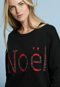 Next Christmas Graphic - Sweater - Black