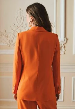 Next -Next 4ab5700f4d564bb6b3ff9b7d44026108