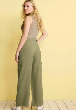 Next Utility Straight Standard - Cargobroek - Green 9 Next Utility Straight Standard - Cargobroek - Green -Next 50f101a7ee324f98976b386902bb9812