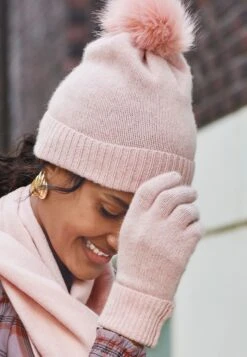 Next Pom- Muts - Pink