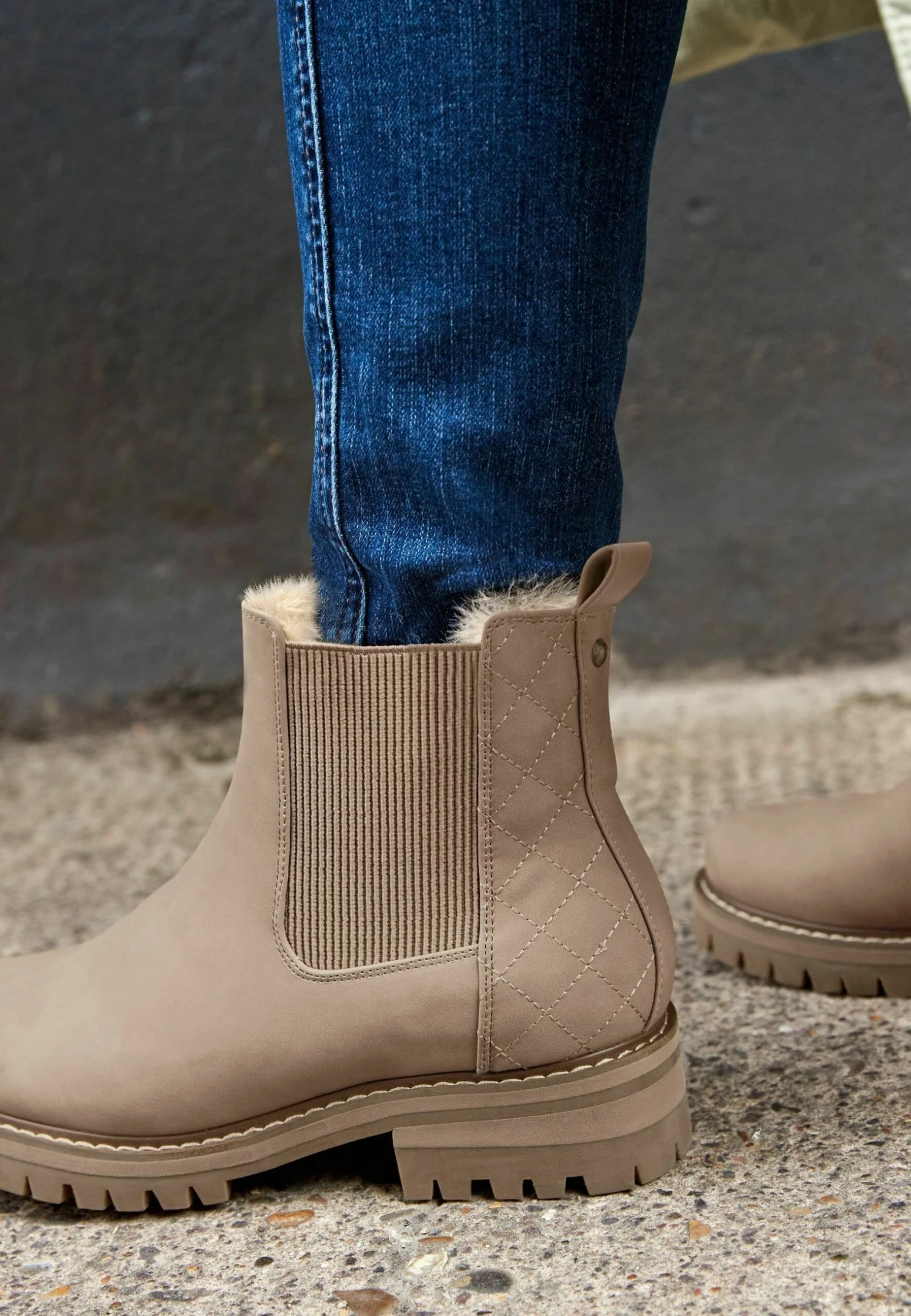 Next Snowboots- Blush Pink 6 Next Snowboots- Blush Pink - Afbeelding 4