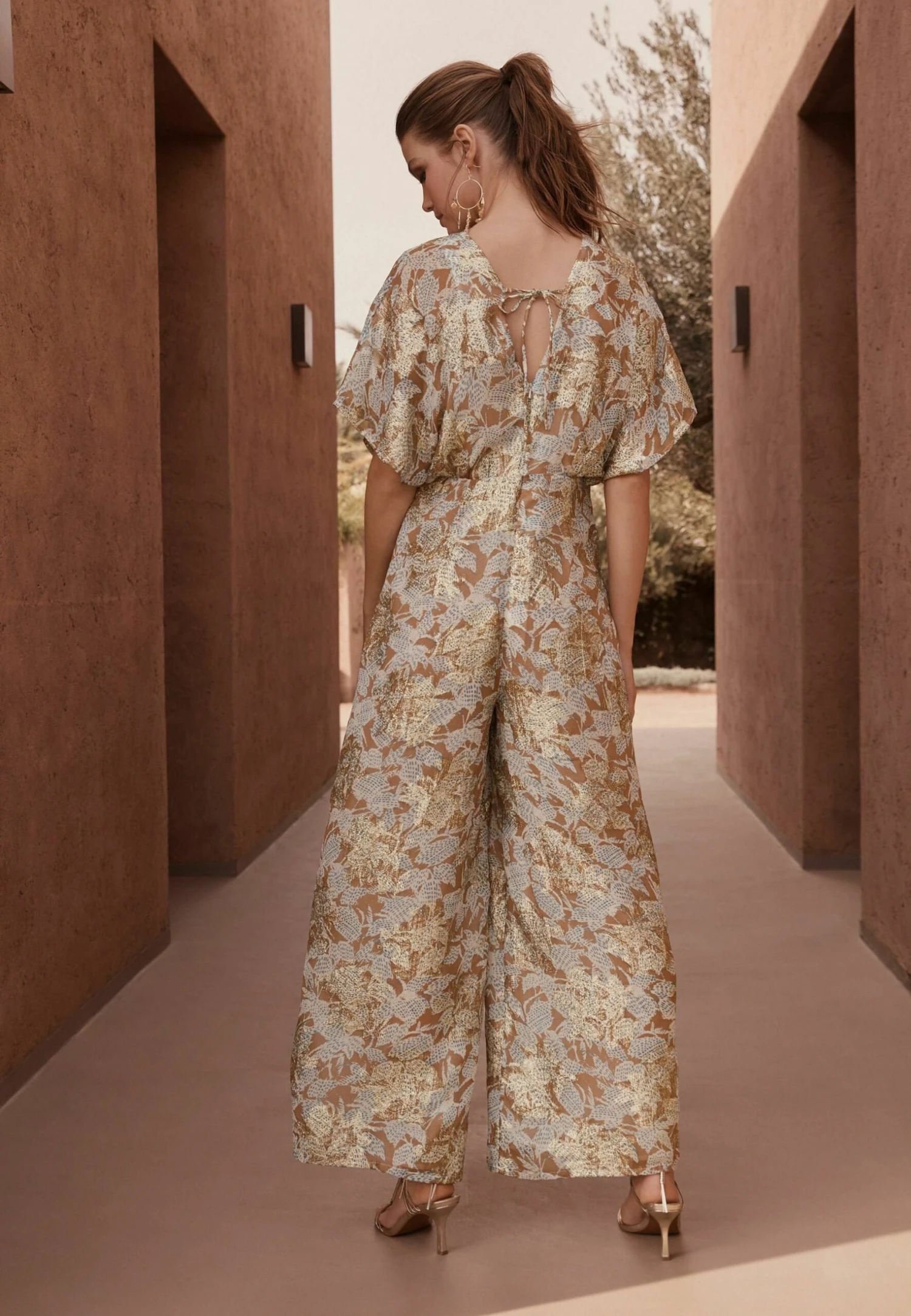 Next Batwing Wideleg Standard - Jumpsuit - Brown Gold Sparkle 4 Next Batwing Wideleg Standard - Jumpsuit - Brown Gold Sparkle - Afbeelding 2