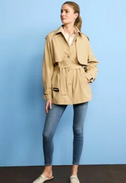 Next Short Standard - Trenchcoat - Camel