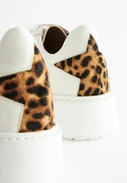 Next Signature Chunky Star Standard - Sneakers Laag - White -Next 6cbc03c861694c14aa534c96a2210006