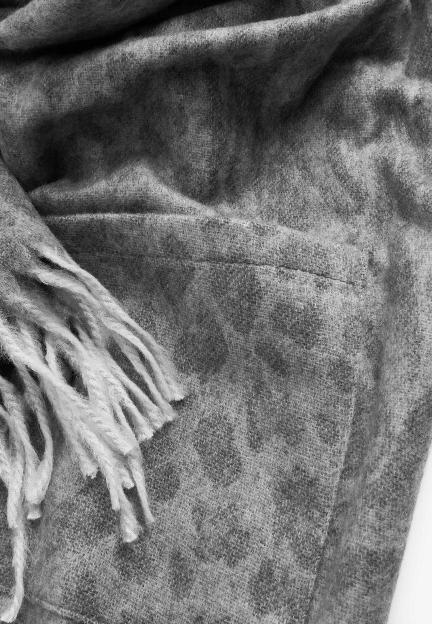 Next Animal Pattern Midweight- Sjaal - Grey 7 Next Animal Pattern Midweight- Sjaal - Grey - Afbeelding 5