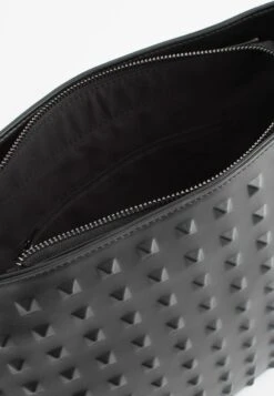 Next Embossed Stud Shoulder Standard - Handtas - Black 8 Next Embossed Stud Shoulder Standard - Handtas - Black -Next 80b222e2ada94e03ba798279c33d1d06
