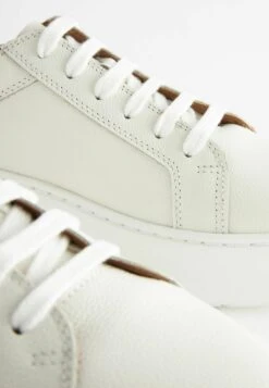 Next Signature Chunky Star Standard - Sneakers Laag - White -Next 854737bac42d40759ff6a661a84a3841