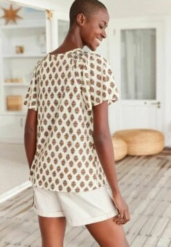 Next Smocked Short Sleeves Round Neck Petite - T-Shirt Print - Ecru Cream Print -Next 85641d829fa34ec9a0fef1e1a6b6ece3