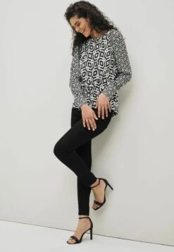 Next Long Sleeve Crew Neck Cuff Standard - Blouse - Black White Geometric -Next 870e792b4e5842db9c4dc985be9e4b94