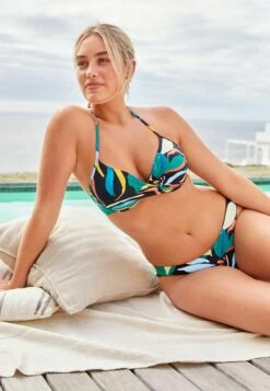 Next Padded Wired Plunge Standard - Bikinitop - Black Tropical -Next 877f7608a10d456b9faaa656211078c4