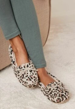 Next Instappers - Brown Leopard