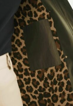 Next Mantel - Khaki Green -Next 95e863e4ce15474b9b19a7048f69a12f