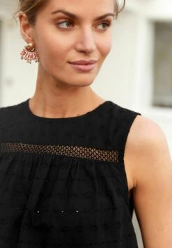 Next Sleeveless Broderie Standard - Blouse - Black -Next 9bcfb894ec024287877b3d80e1a34e4b