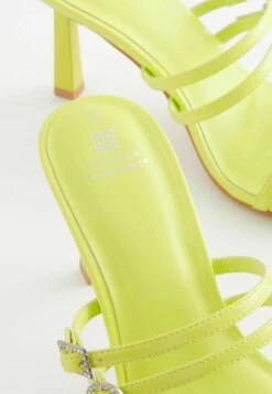 Next Forever Comfort Jewel Buckle Standard - Muiltjes Met Hak - Lime Green -Next 9d935f0210214808b7fbc0a9addf257b