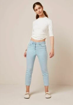 Next Cropped - Straight Leg Jeans - Bleach Blue