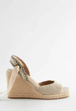 Next Forever Comfort Crochet Wrap Standard - Sandalen Met Sleehak - Natural -Next a9e0452a361246f29f6ba47dafdd360e