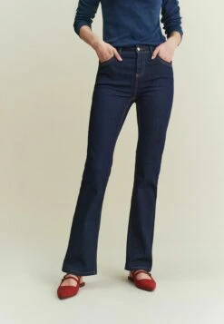 Next Super Soft - Bootcut Jeans - Rinse Blue
