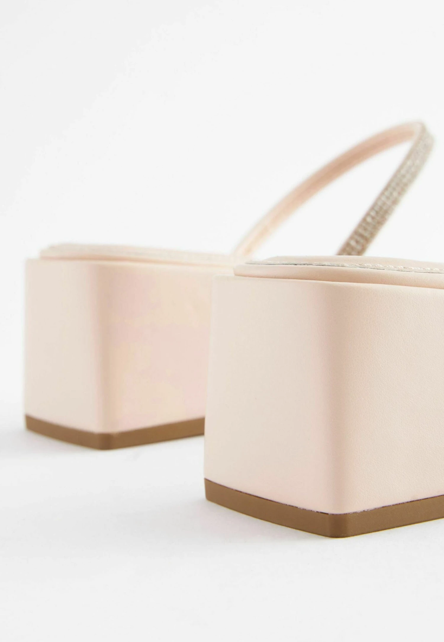 Next Forever Comfort Two Band Block Regular Wide Fit - Muiltjes Met Hak - Nude Cream 6 Next Forever Comfort Two Band Block Regular Wide Fit - Muiltjes Met Hak - Nude Cream - Afbeelding 4