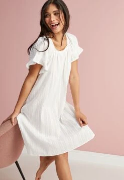 Next Square Neck Ruffle - Nachtjapon - White 11 Next Square Neck Ruffle - Nachtjapon - White -Next c450fd87afff437b8e963f24d6a74f00