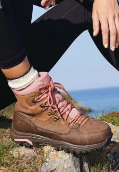 Next Performance- Veterboots - Brown