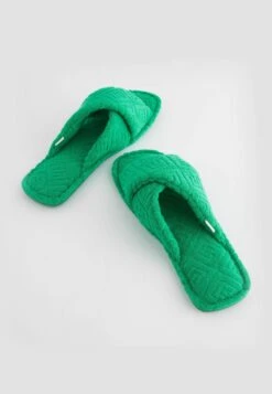 Next Towel Slider Standard - Pantoffels - Green -Next d18554c5dd724e68b2c5091deed06316