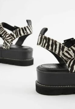 Next Forever Comfort Chunky - Sandalen Met Plateauzool - Zebra Print -Next d9b01ae4dea942379da77de53938b0d5