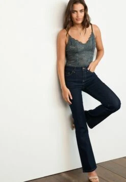 Next -Next e59c40ef6af94782801baefecbbfaf72