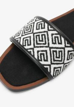 Next Jacquard Monogram Flat- Muiltjes - Black/White 10 Next Jacquard Monogram Flat- Muiltjes - Black/White -Next e5bbb0c94c3d4ce294385ed866e99dc8