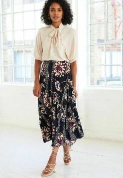 Next Midi Standard - A-Lijn Rok - Navy Floral Print