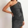 Next One Shoulder Sparkle Standard - Cocktailjurk - Black -Next f874f47e423b4dbf9aa5e8adde2fbfbb