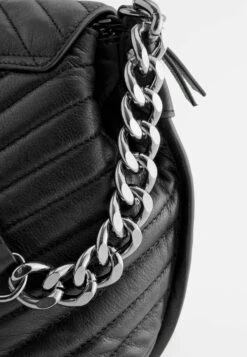 Next Quilted Chain Shoulder Standard - Handtas - Black 17 Next Quilted Chain Shoulder Standard - Handtas - Black -Next fa686b758e1240238e5b664d33abf611