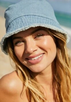 Next Frayed Edge Bucket Standard - Hoed - Blue