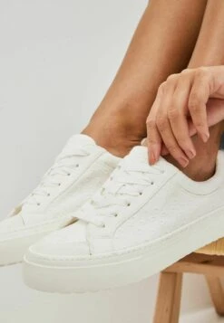 Next ChunkyStandard - Sneakers Laag - White Broderie