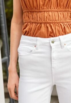 Next Stretch Standard - Flared Jeans - White -Next fff4d25601814428a0087e04ceec8a27